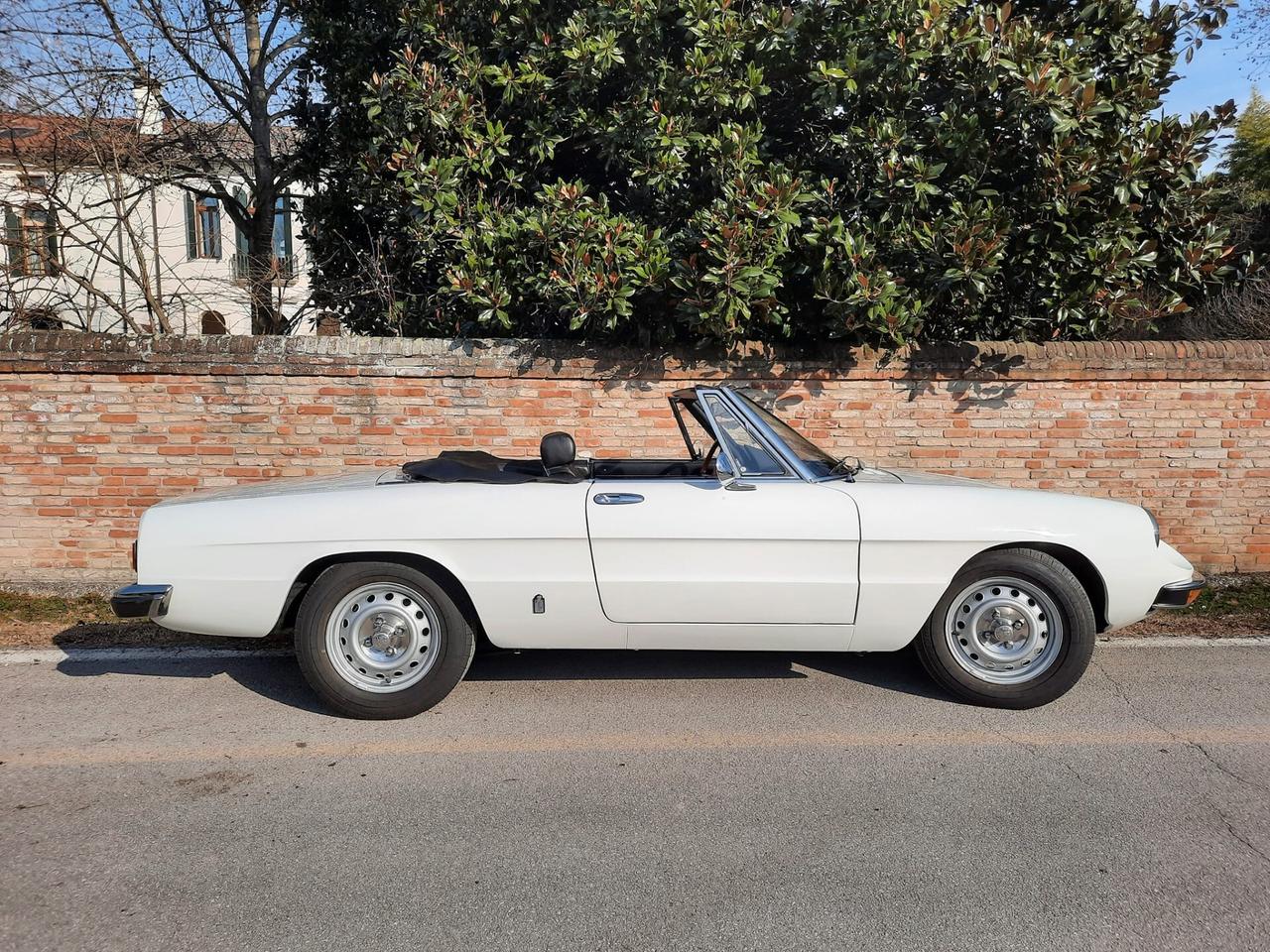 Alfa Romeo Duetto 2000 Spider Veloce del 1975