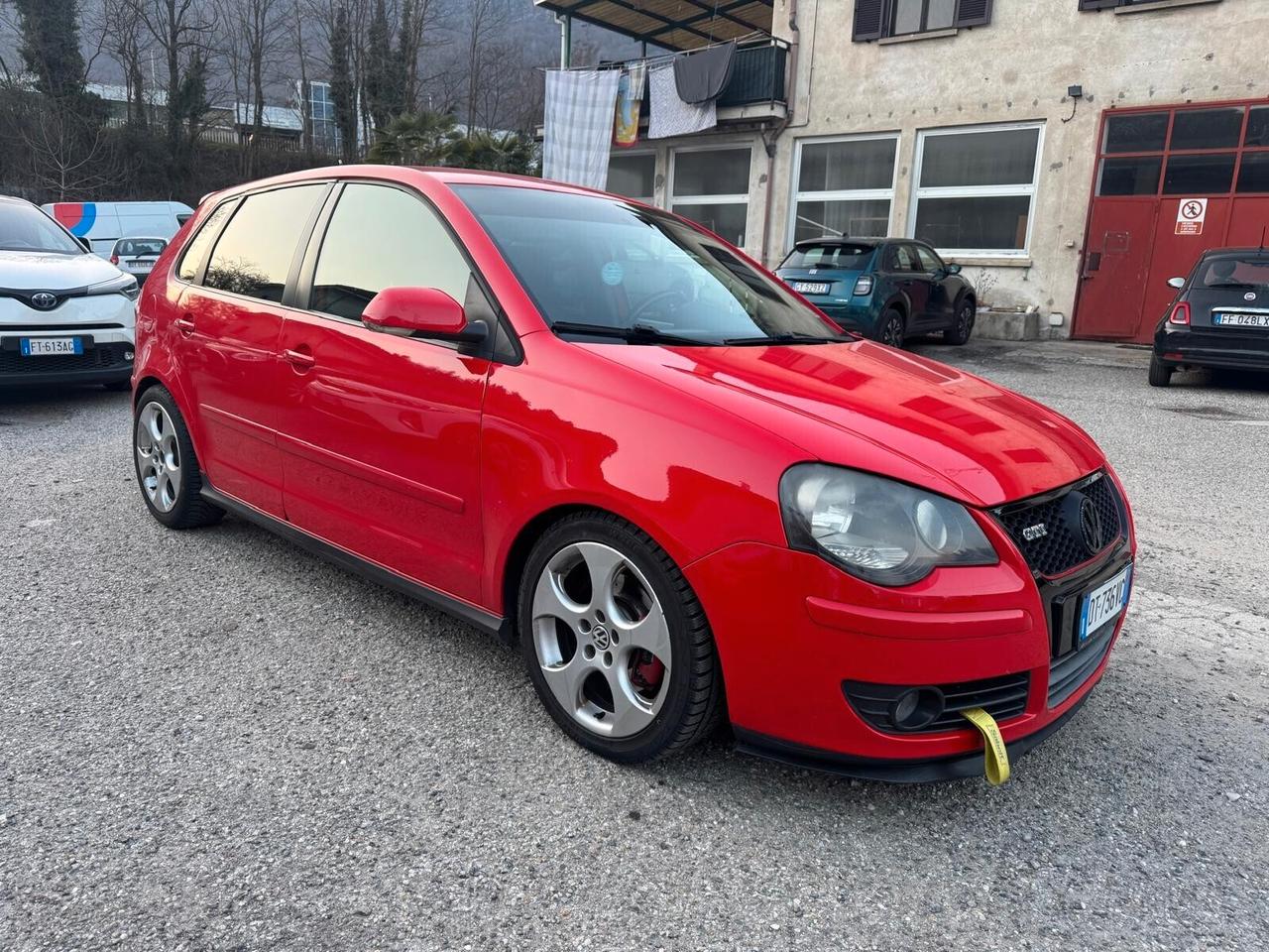 Volkswagen Polo 1.8 T 20V 5p. GTI