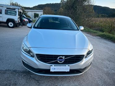 Volvo V60 D3 Geartronic Kinetic