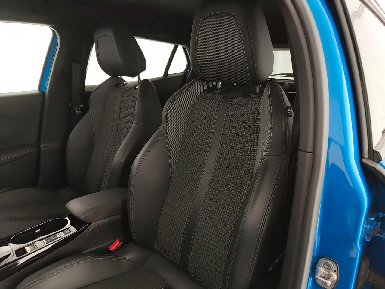 Peugeot 2008 BlueHDi 130 S&S EAT8 GT Line