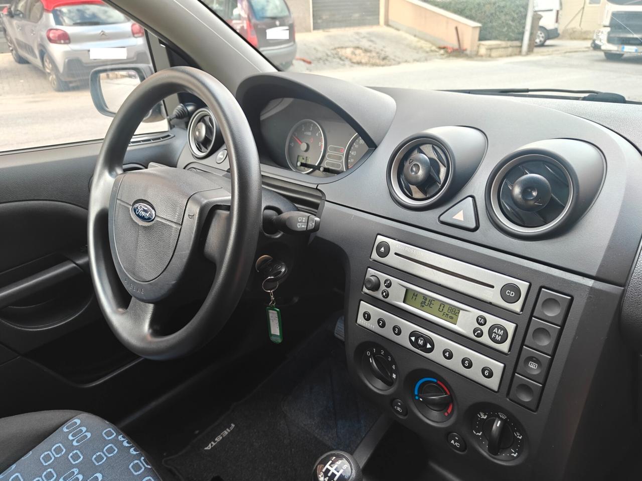 Ford Fiesta 1.4 TDCi 3p Ghia