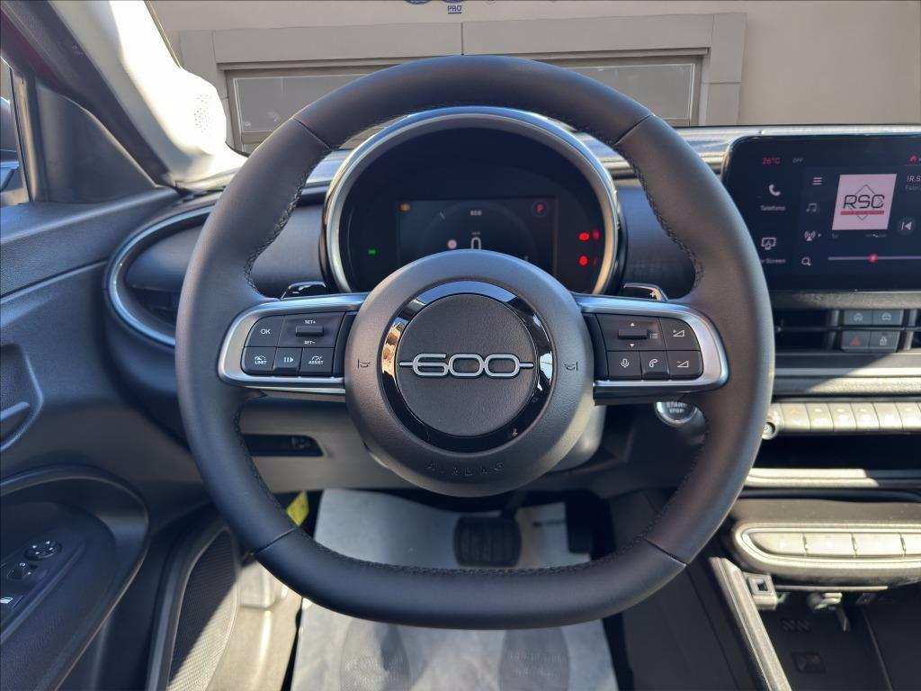 FIAT 600 1.2 hybrid 110cv auto del 2025