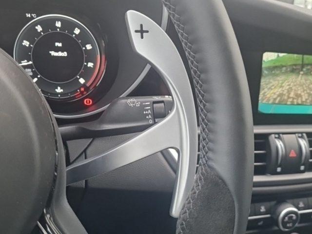 ALFA ROMEO Giulia 2.9 V6 Bi-Turbo AT8 Quadrifoglio