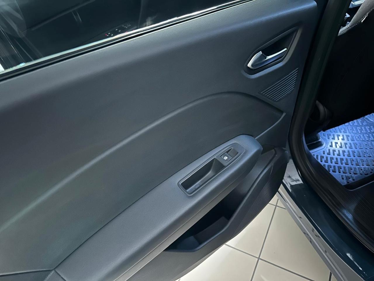 Renault Captur TCe 100 CV GPL Zen