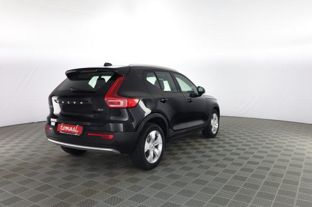 VOLVO XC40 XC40 B4 AWD Geartronic Momentum
