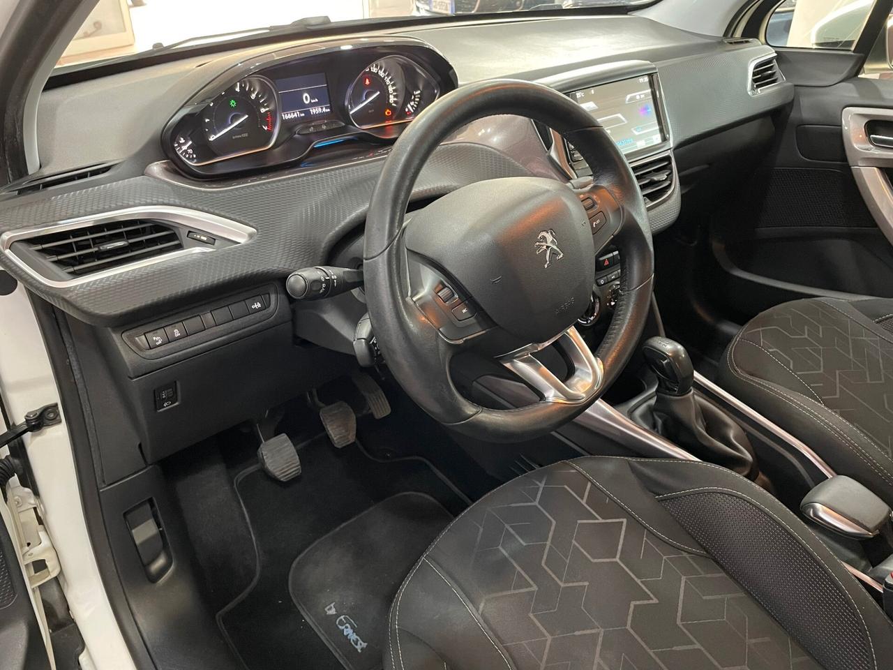 PEUGEOT 2008 1.2 VTi 82CV ACTIVE