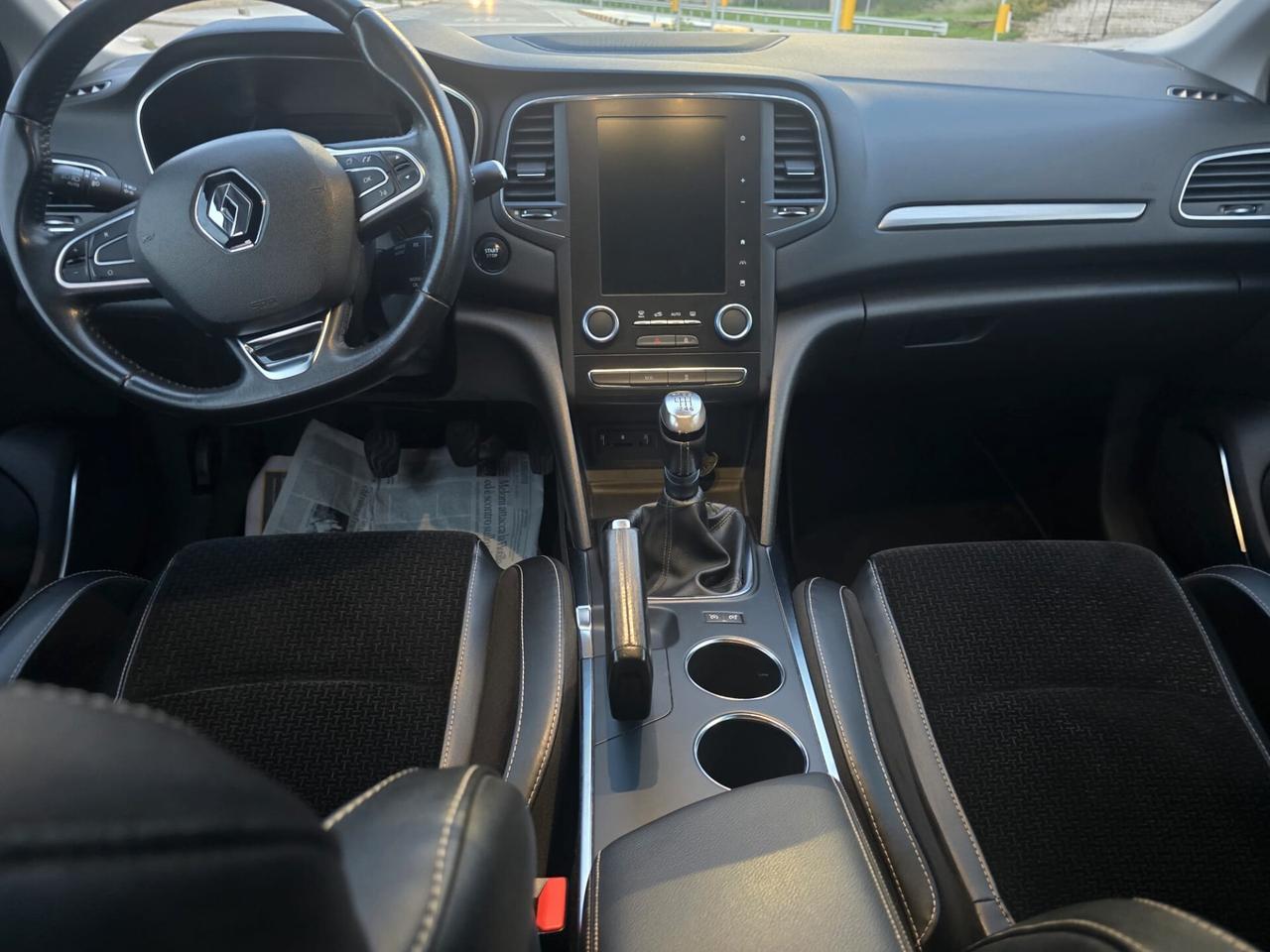 Renault Megane Mégane dCi 8V 110 CV EDC Energy Bose