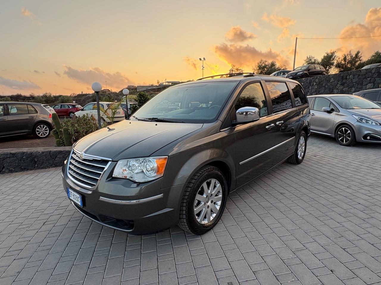 Chrysler Voyager Grand 2.8 CRD DPF Limited