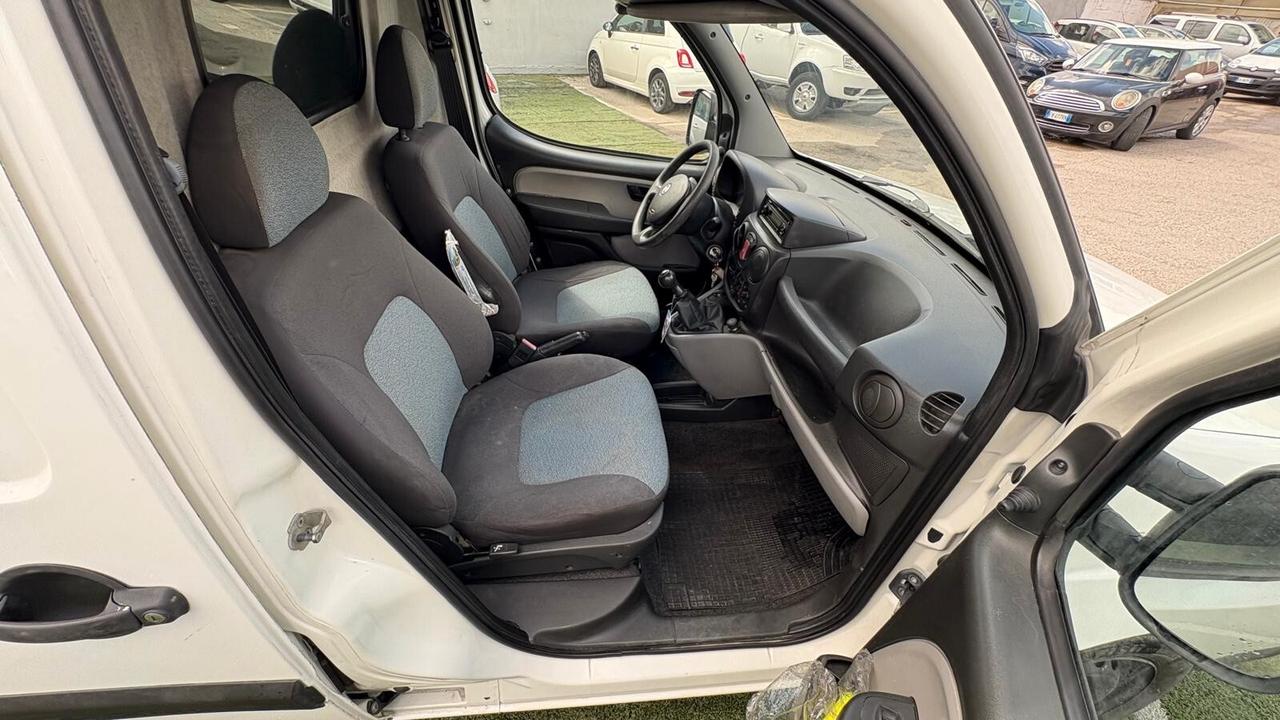 Fiat Doblo 1.9 JTD 223 | DIESEL| 223B1000 CC 1910 CV 105 KW 77 VAN, 4 P. (1000315)