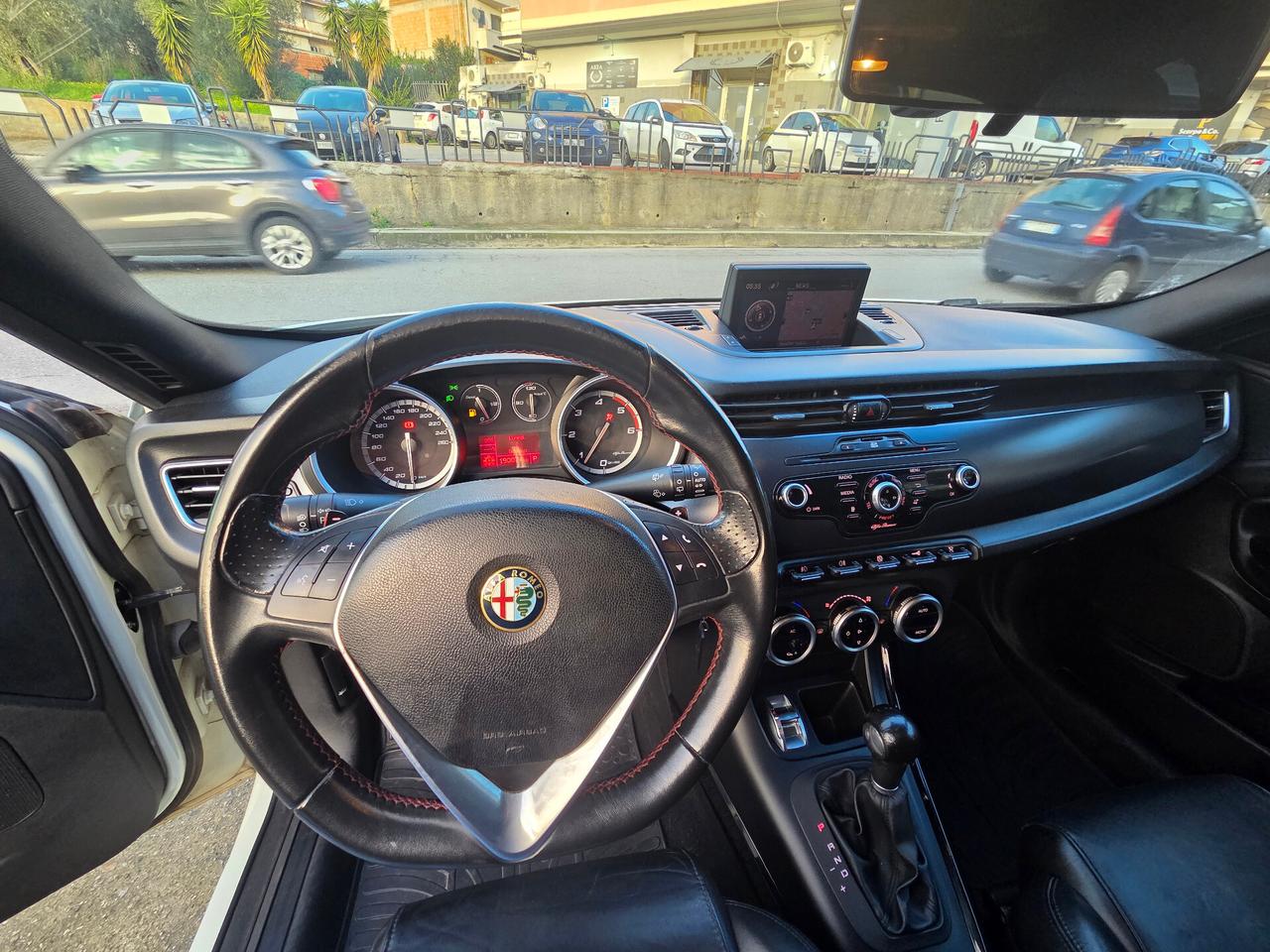 Alfa Romeo Giulietta 2.0 JTDm-2 170 CV TCT Exclusive