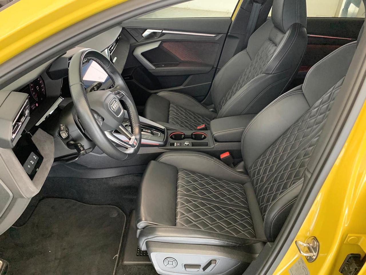 Audi A3 allstreet 35 TFSI S tronic Identity Contrast