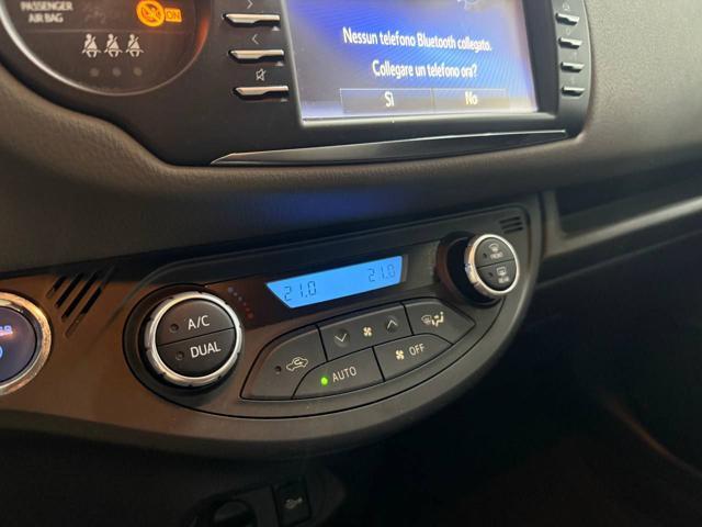 TOYOTA Yaris 1.5 Hybrid 5 porte Business