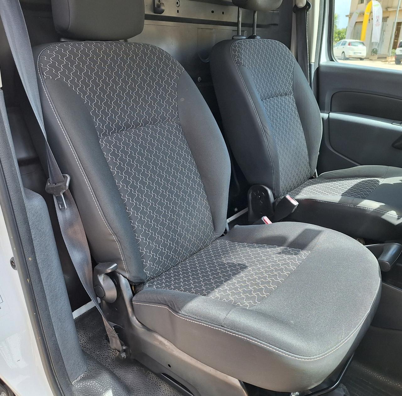 Renault Kangoo 1.5dCi 110CV ExpressMaxi PERMUTO