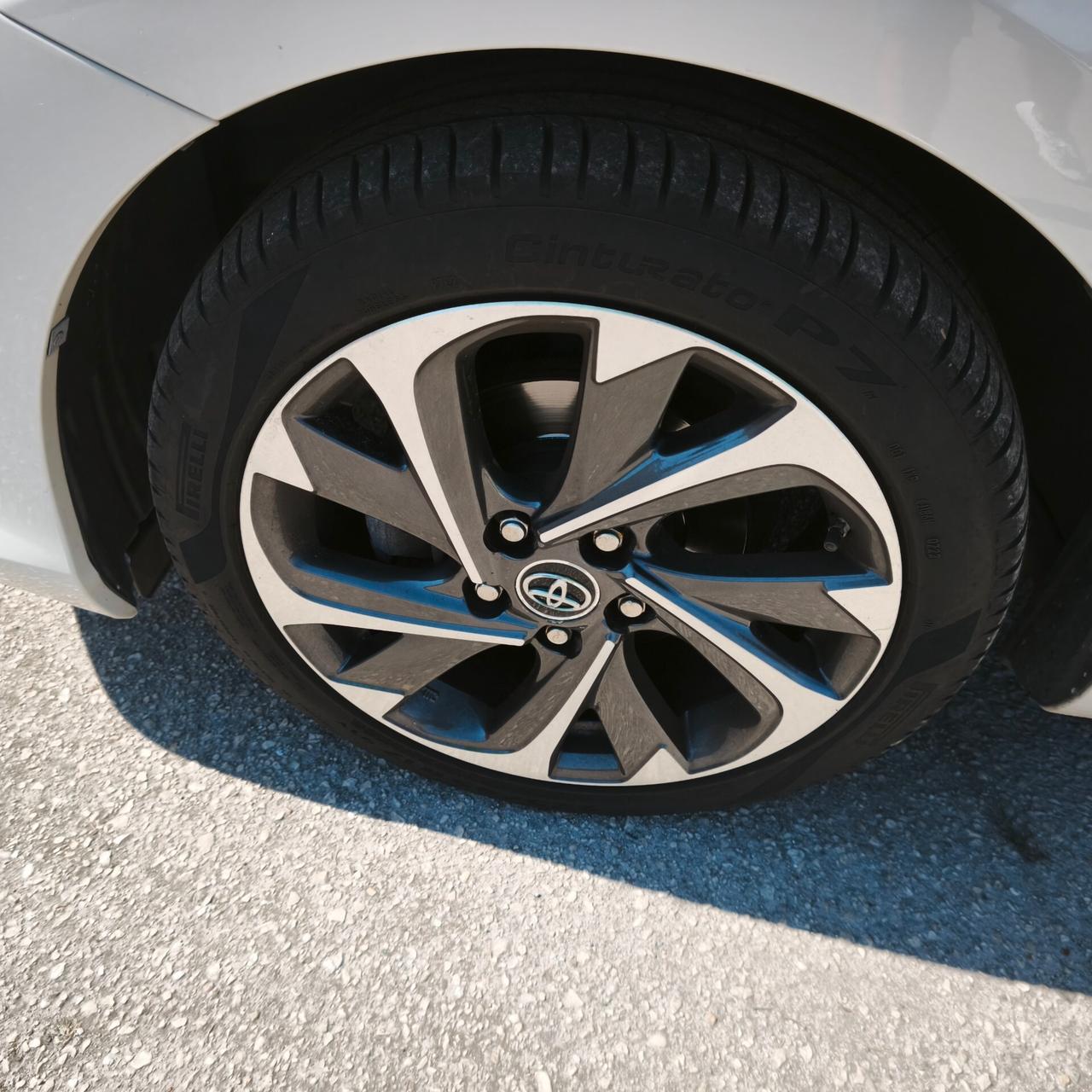 Toyota Auris 1.6 D-4D Lounge