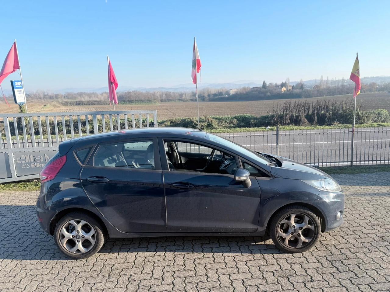 Ford Fiesta 1.2 BENZINA 2012 NEOP.