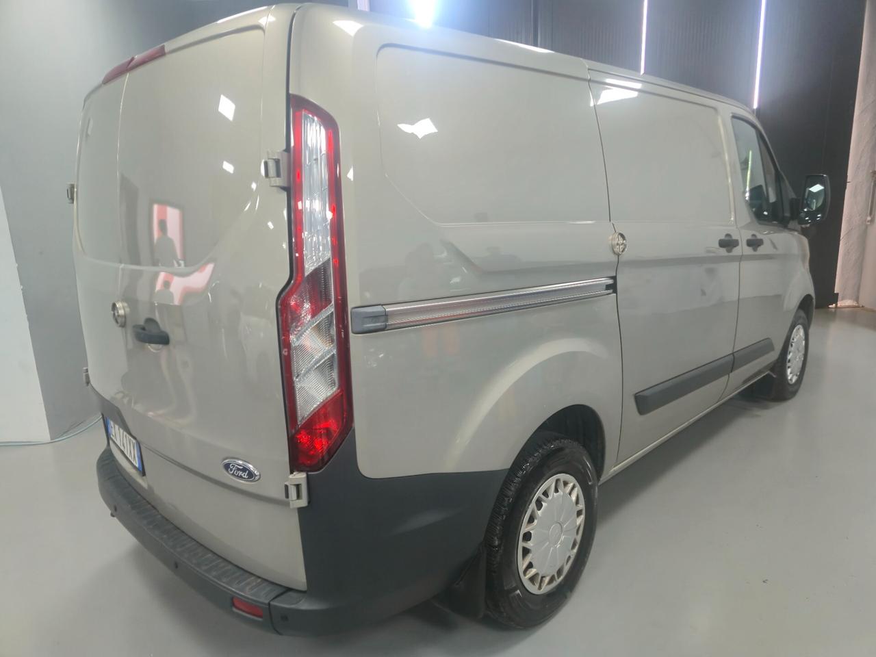 Ford Transit Custom 250 2.2 TDCi PC Furgone Entry