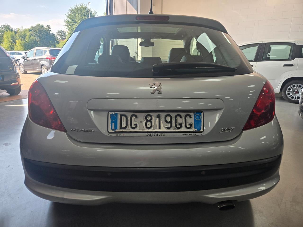 Peugeot 207 1.6 THP 150CV 3p. Féline