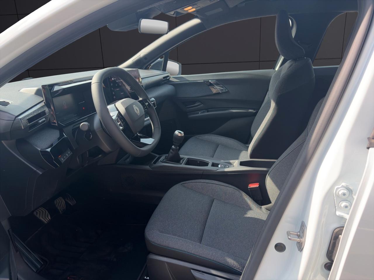 Renault NEW Clio 1.2 TCe 115cv EVOLUTION KM 0!
