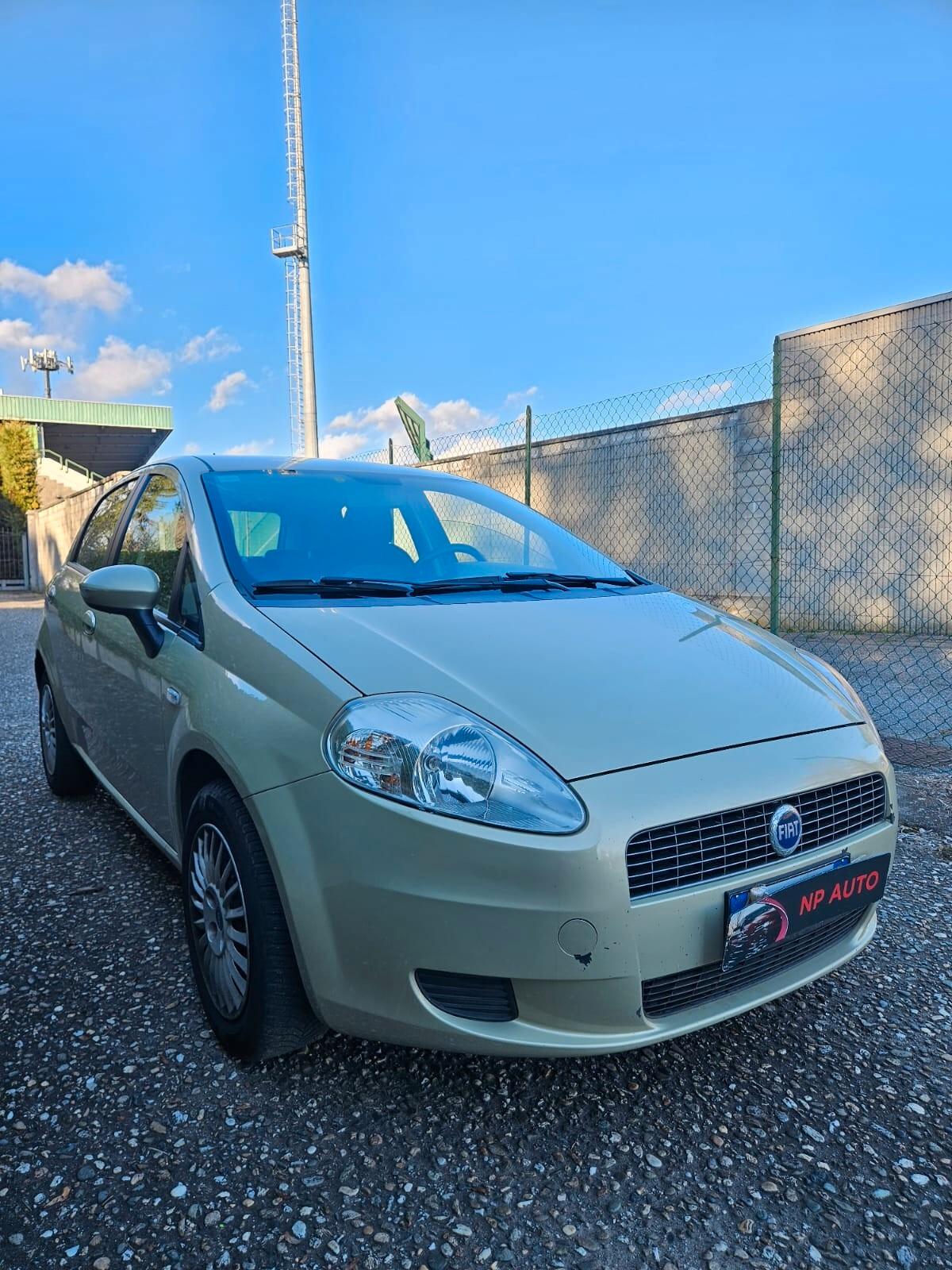 fiat grande punto 1.2 NEOPATENTATI