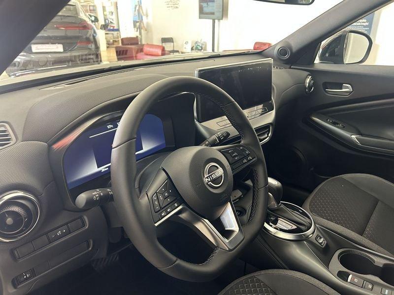 Nissan Juke 1.0 DIG-T 114 N-Connecta Dct
