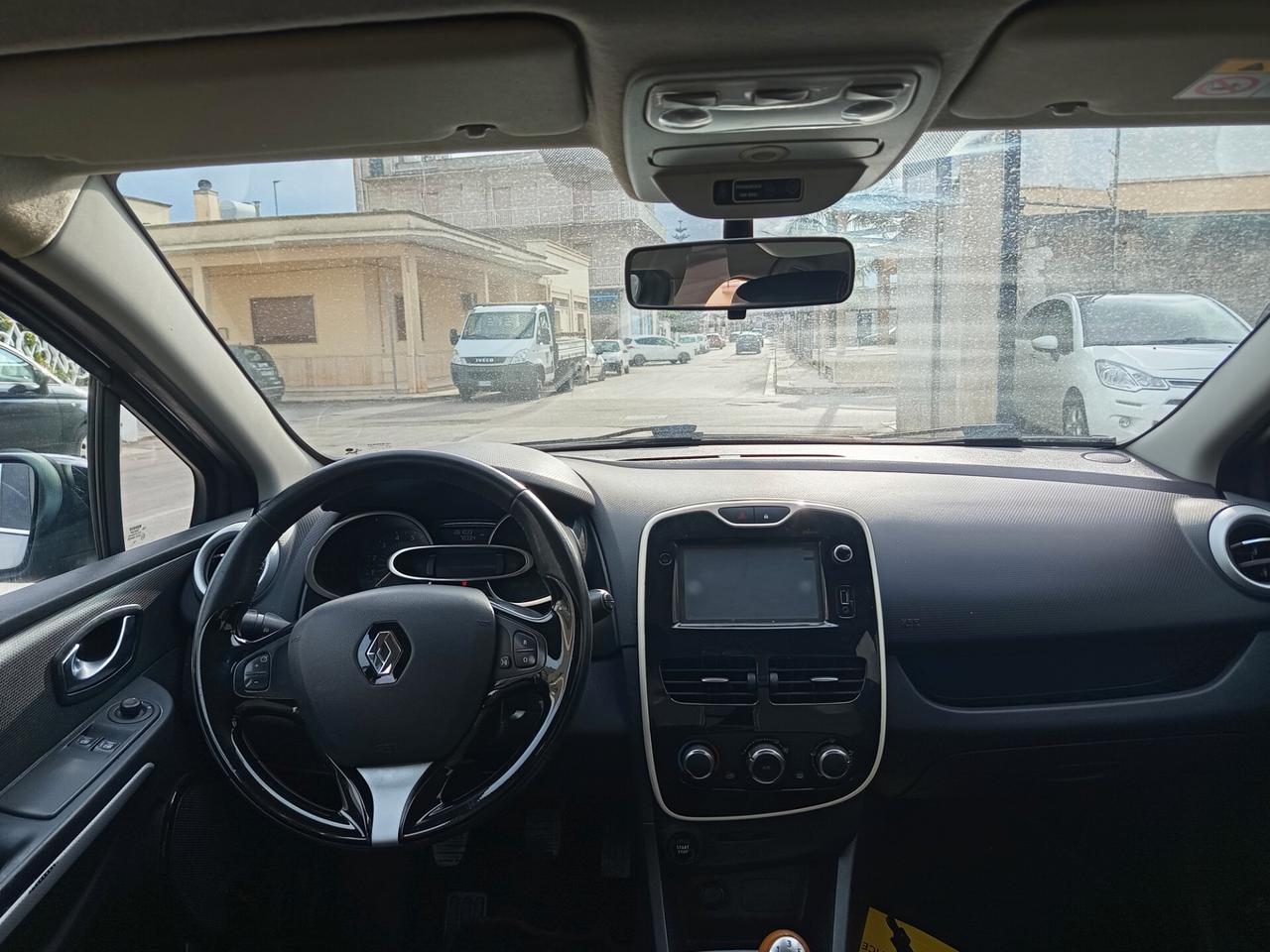 Renault Clio 1.5 dCi Duel