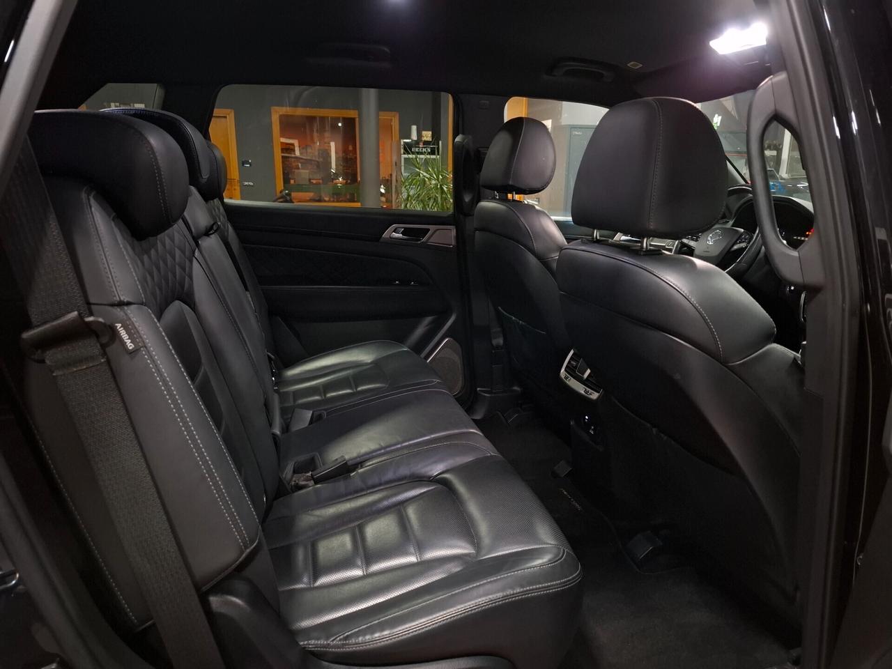 Ssangyong REXTON 2.2 4WD 7 posti