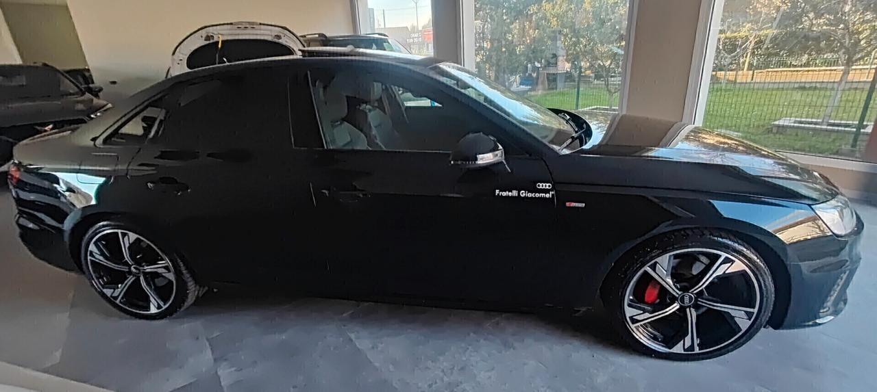 Audi A4 40 TDI quattro S tronic S line edition