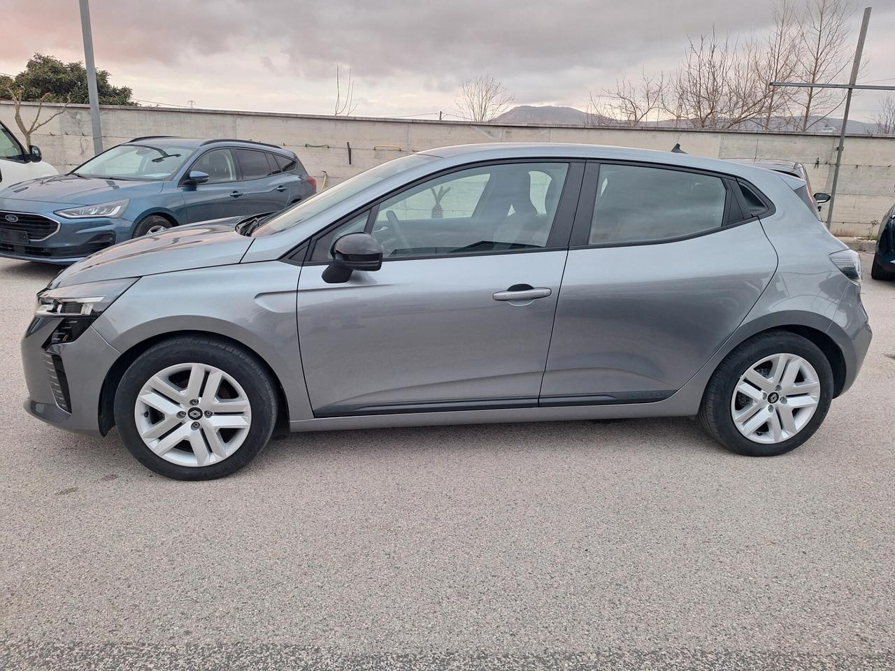 Renault Clio EVOLUTION 1.0 TCe 90cv NAV - 2024