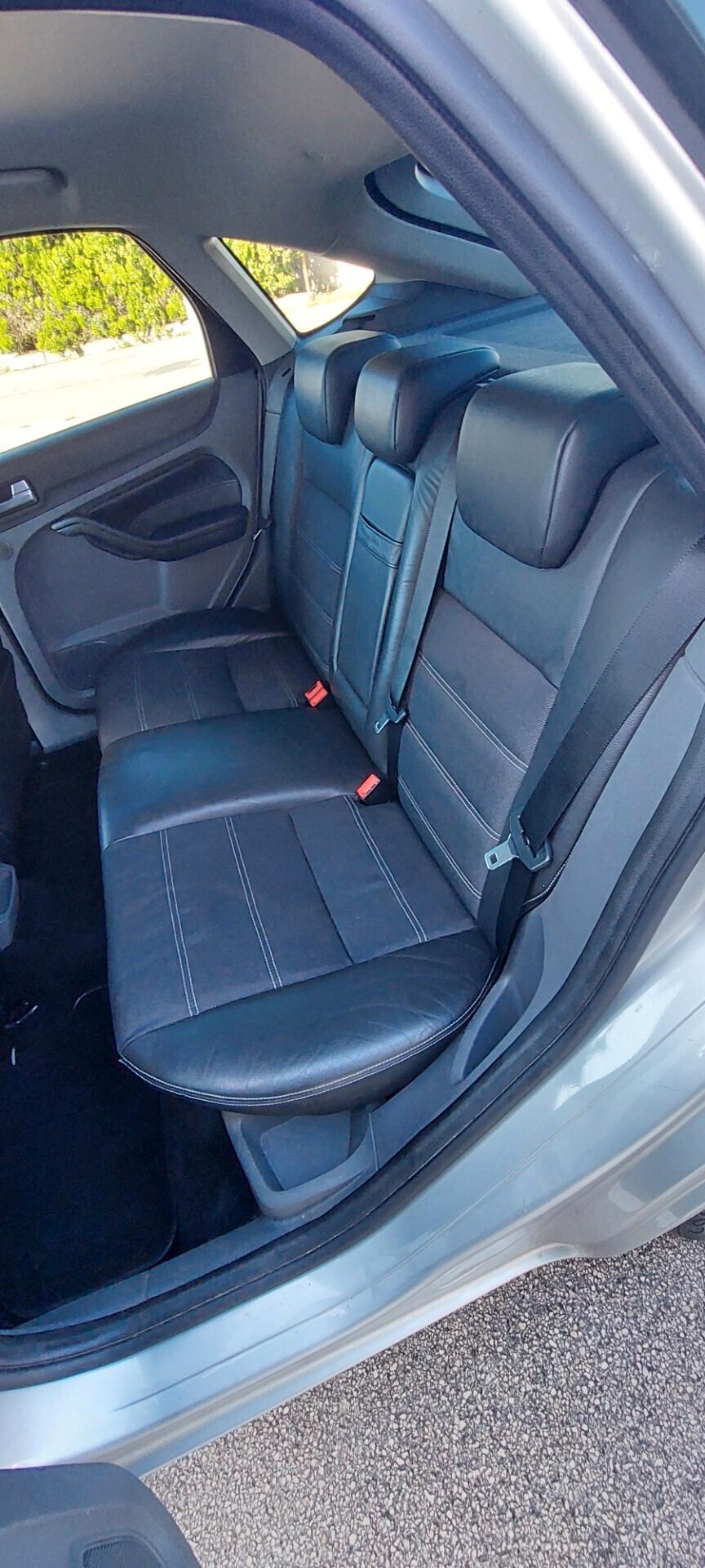 FOCUS 1,6 DIESEL 110 CV TITANIUM TELEFONO LEGA POCHI KM PELLE IMPECCABILE FULL FULL