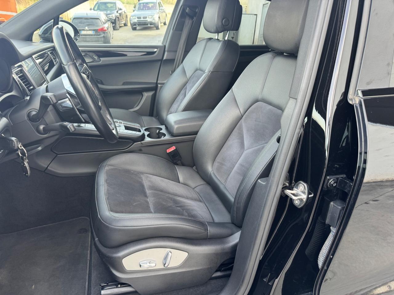 Porsche Macan 3.0 S Diesel, TETTO