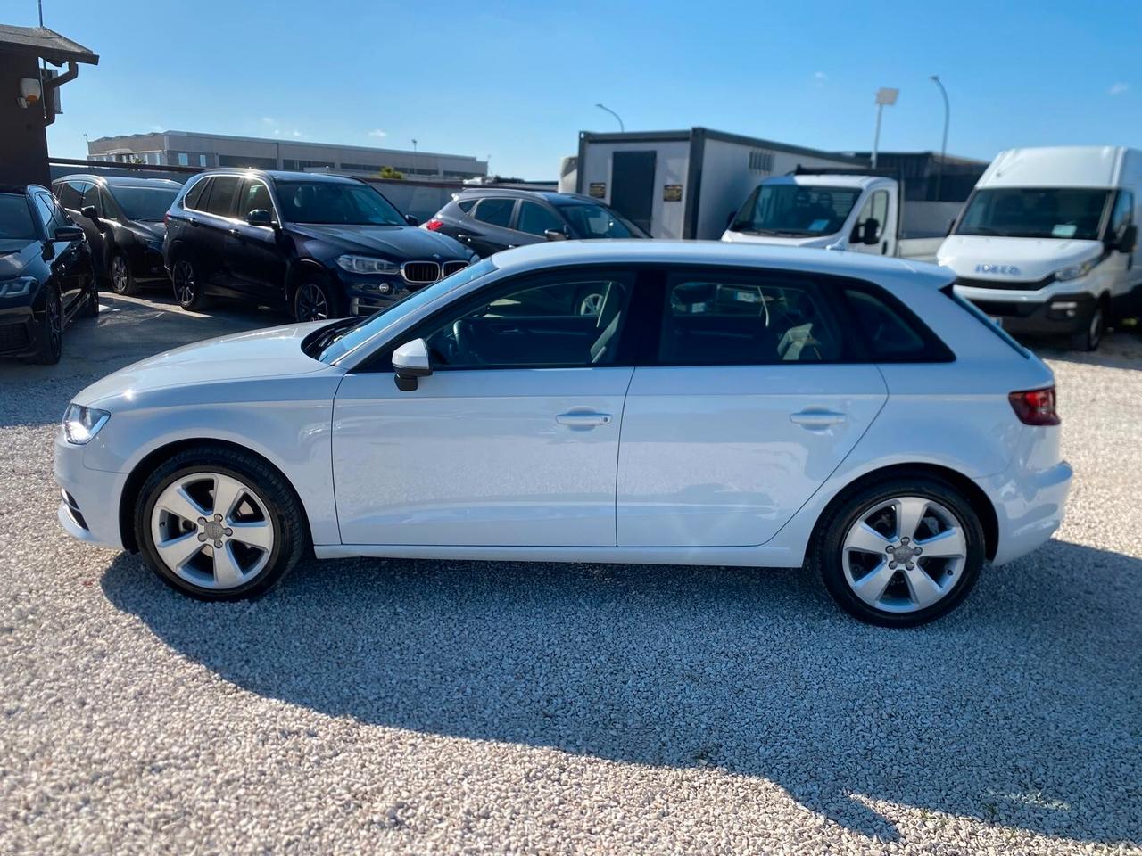 Audi A3 SPB 1.6 TDI clean diesel Business