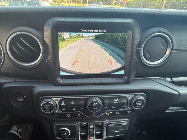 JEEP Wrangler Unlimited 2.2 Mjt II Sahara iva esposta