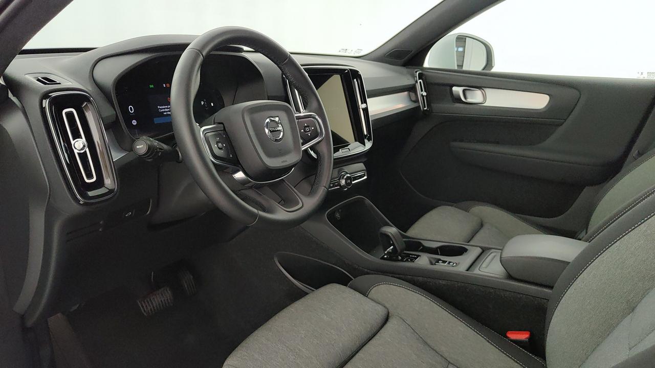 VOLVO XC40 2.0 b3 Core auto