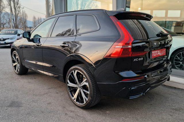 VOLVO XC60 B4 automatico Plus Dark IVA ESPOSTA