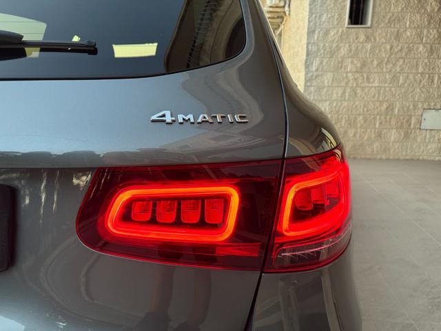 MERCEDES-BENZ GLC 300 de 4Matic Plug-in hybrid Sport.