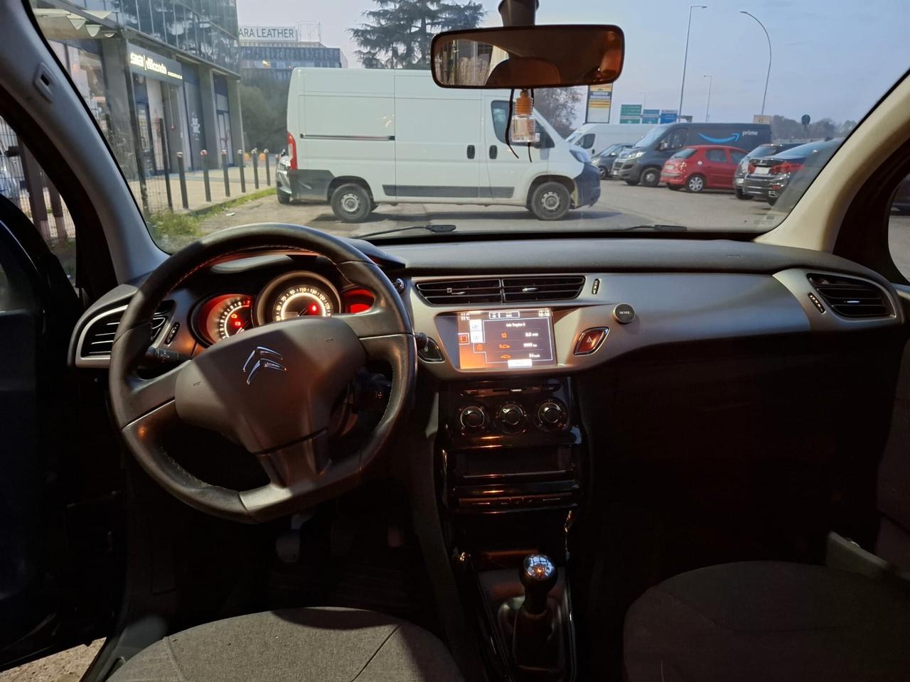 Citroen C3 PureTech 82 Live Edition