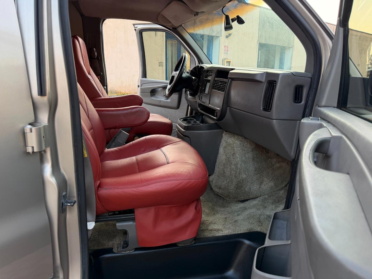 Gmc Savana 4.3i V6 GPL 9 Posti Gancio Traino