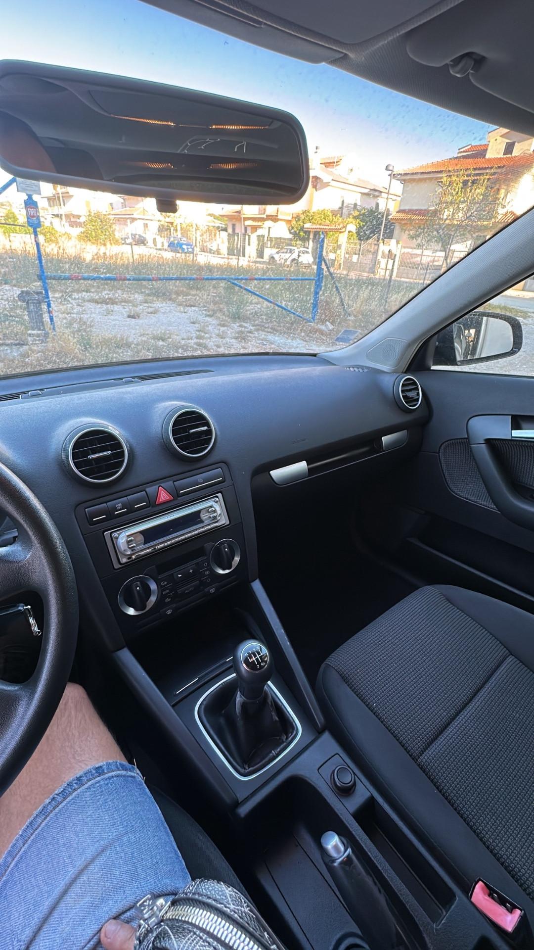 Audi A3 1.6 Attraction