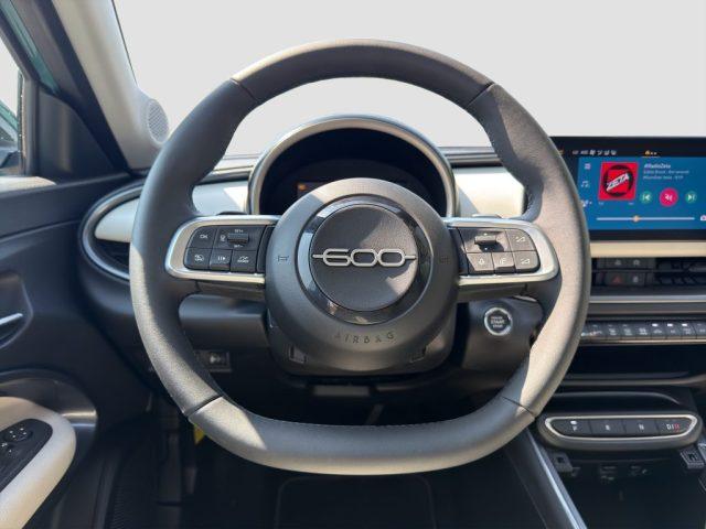 FIAT 600 (2023-->) Hybrid 100 CV DCT MHEV La Prima