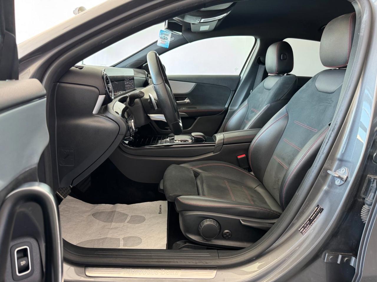 Mercedes A 180 D Sedan Amg Premium Auto Stupenda
