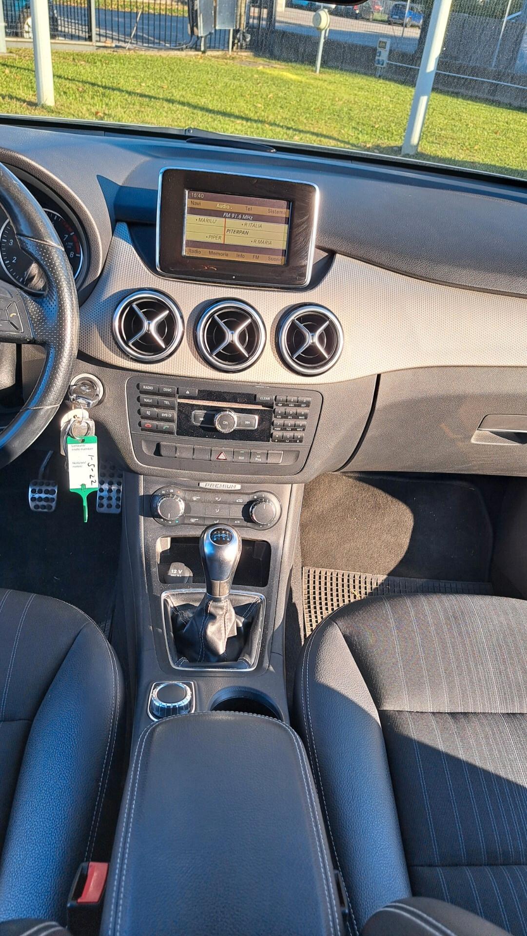Mercedes-benz B 180 BlueEFFICIENCY Premium
