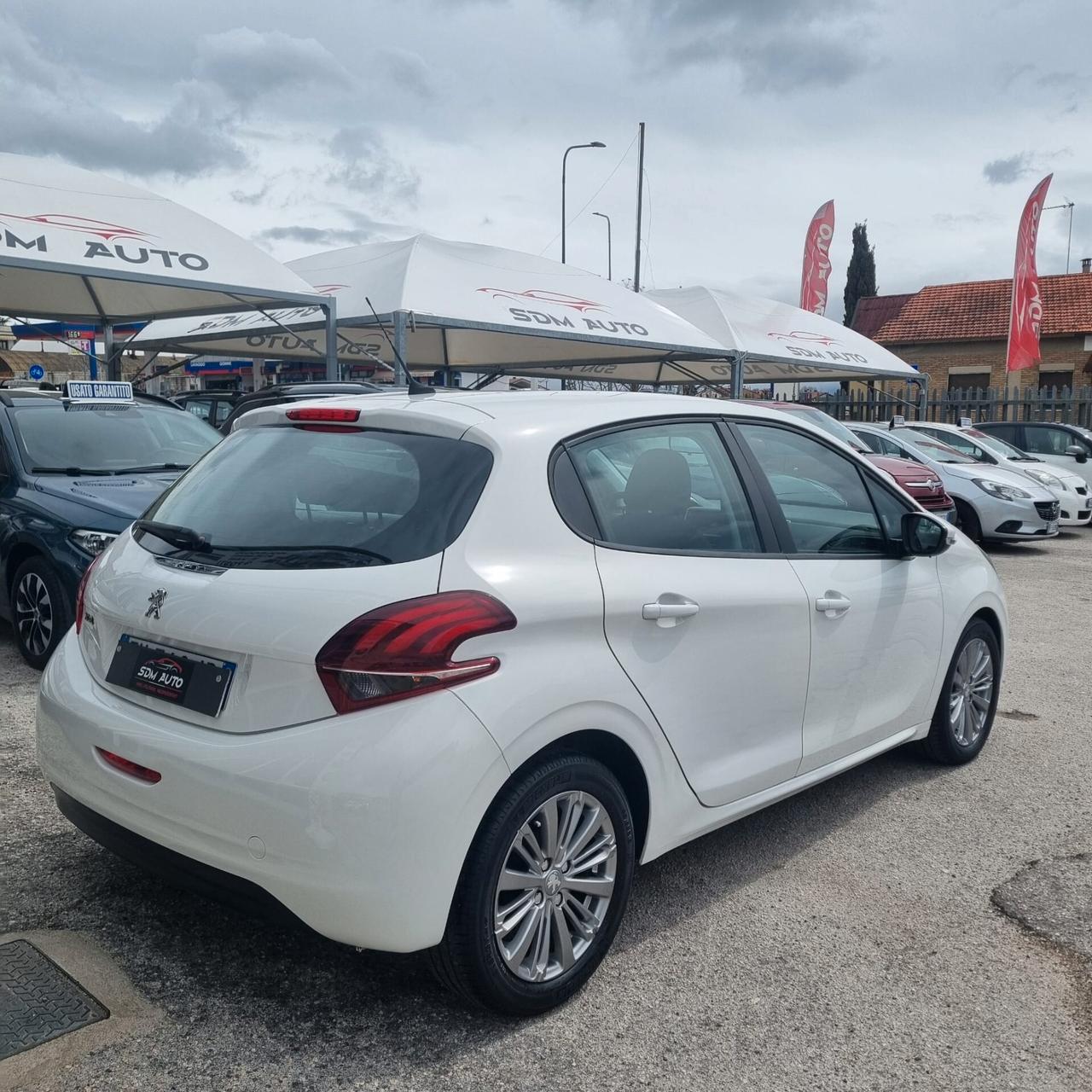 Peugeot 208 82cv 5 porte Allure