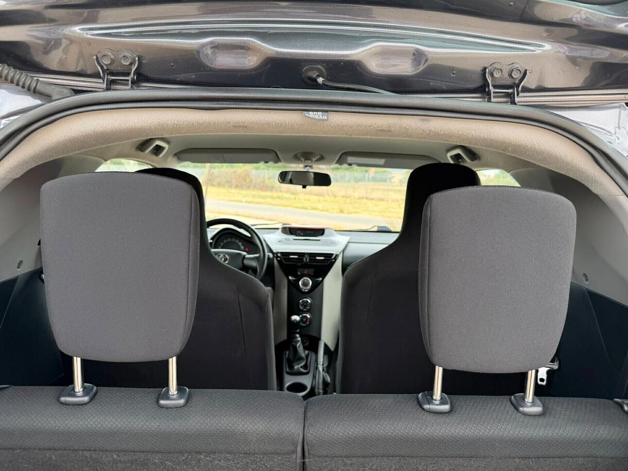 Toyota iQ 1.0 Lounge