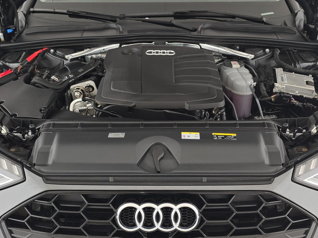 Audi A4 avant 35 2.0 tdi mhev s line edition 163cv s-tronic