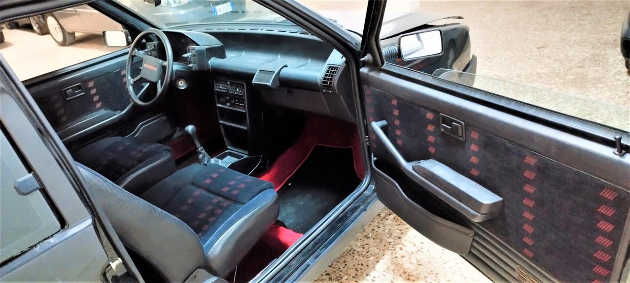 Fiat Uno turbo i.e. 3 porte Antiskid