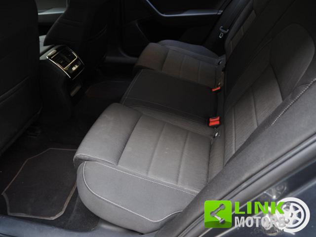 SKODA Superb 2.0 TDI DSG Wagon Executive
