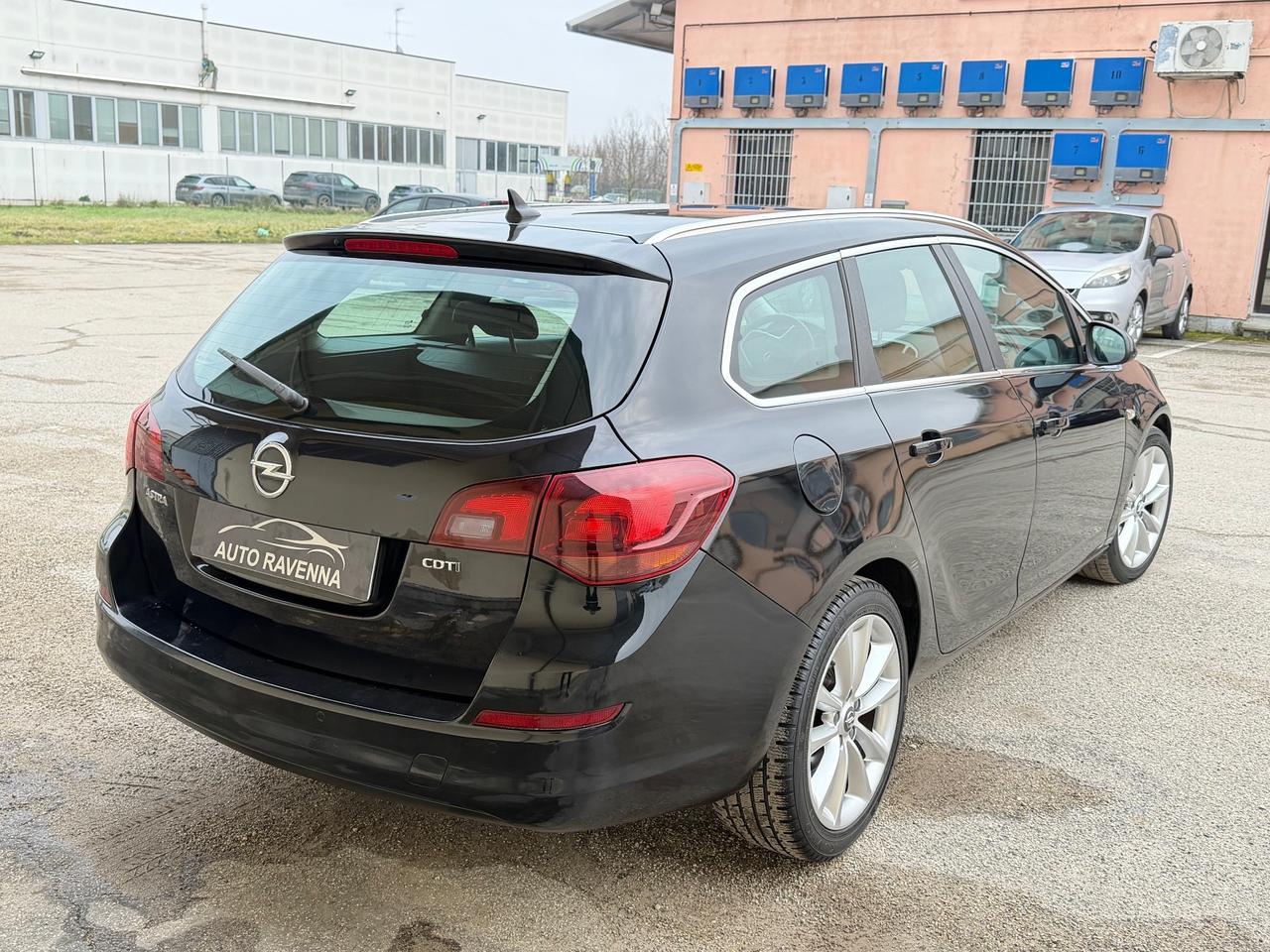 Opel Astra 1.7 CDTI 110CV Sports Tourer Cosmo Neopatentato