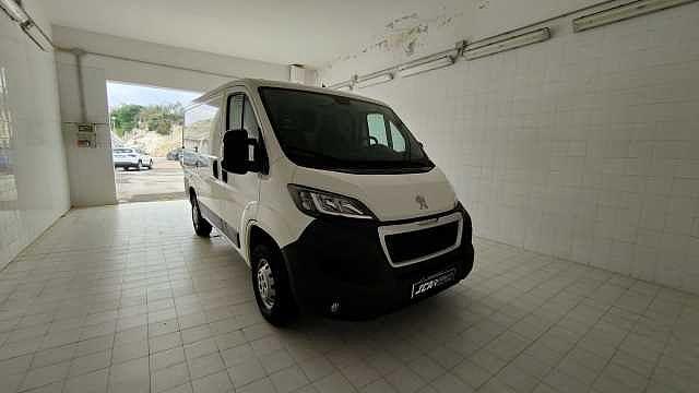 Peugeot Boxer 330 2.0 BlueHDi 130CV