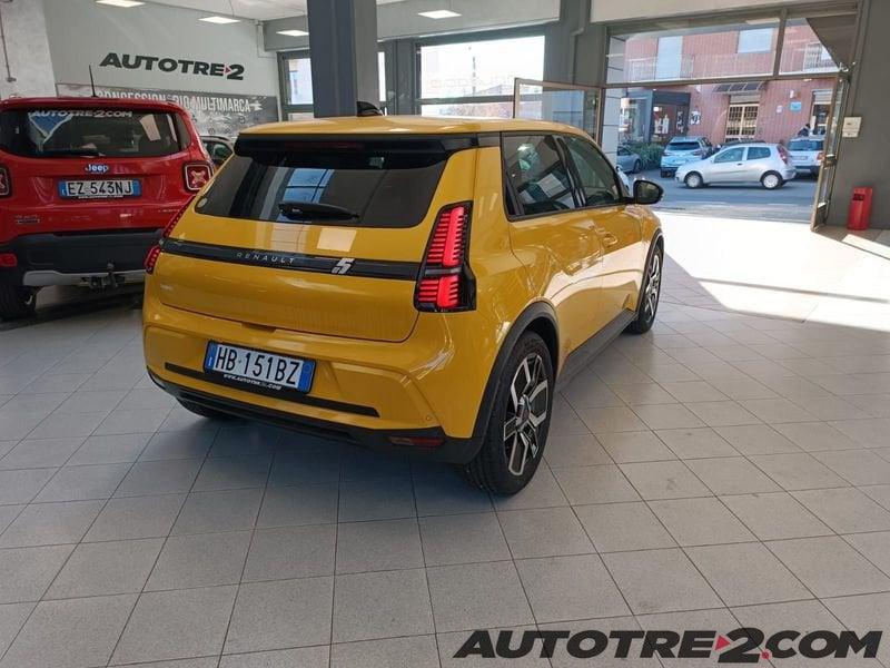 Renault 5 E-Tech Electric 40 KWH techno 120 cv urban range A PARTIRE DA € 20.900 DETAX