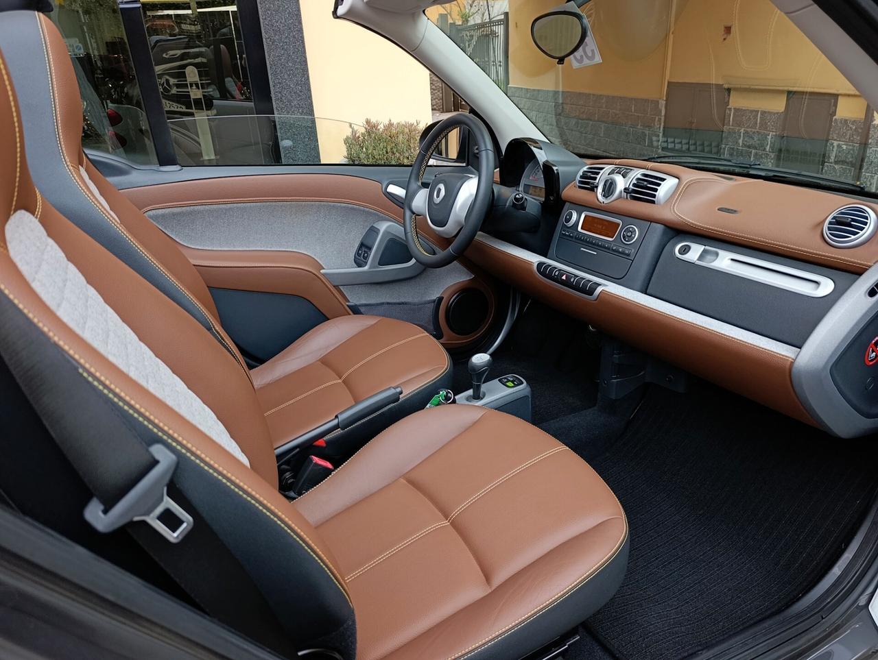 Smart ForTwo 1000 52 kW MHD cabrio pulse